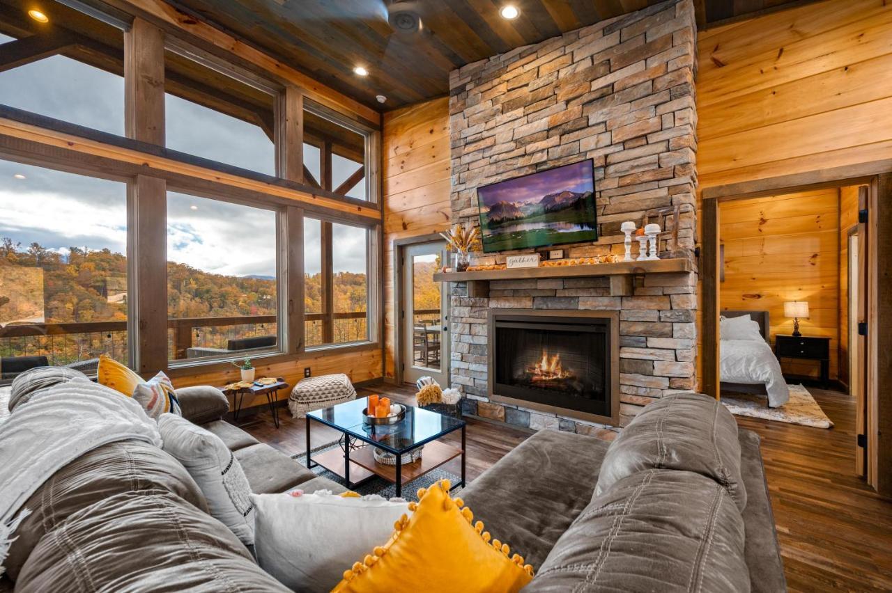 The Overlook - '21 Cabin - Gorgeous Unobstructed Views - Fire Pit Table - Gamerm - Hottub - Xbox - Lots Of Bears Gatlinburg Esterno foto