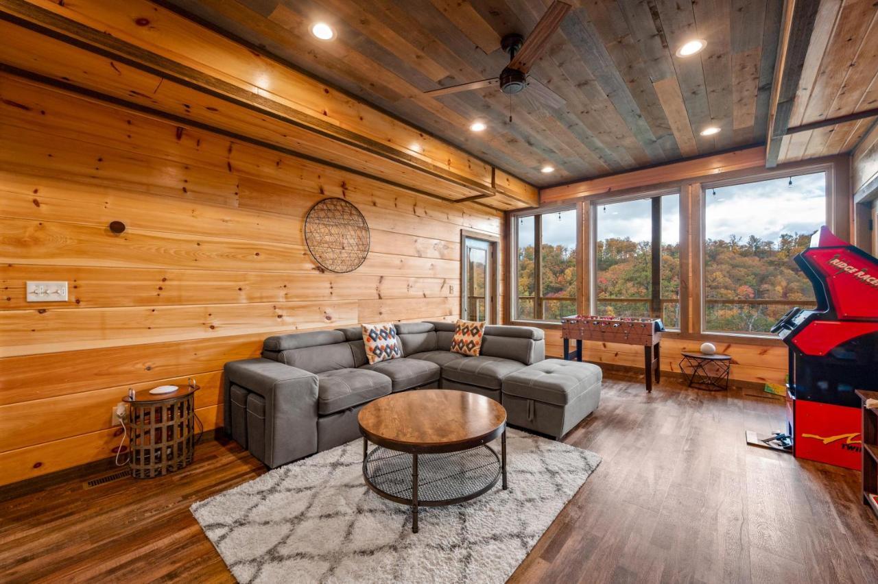 The Overlook - '21 Cabin - Gorgeous Unobstructed Views - Fire Pit Table - Gamerm - Hottub - Xbox - Lots Of Bears Gatlinburg Esterno foto