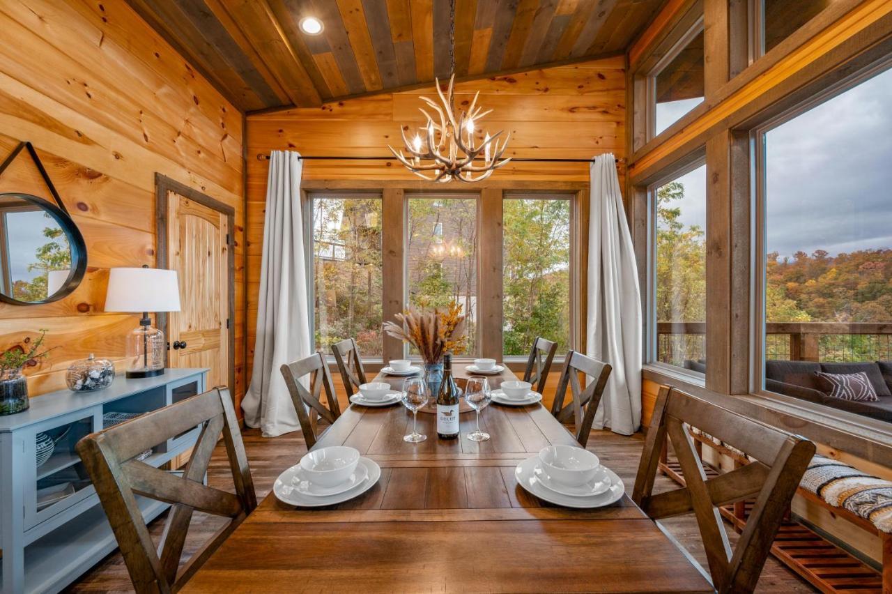 The Overlook - '21 Cabin - Gorgeous Unobstructed Views - Fire Pit Table - Gamerm - Hottub - Xbox - Lots Of Bears Gatlinburg Esterno foto