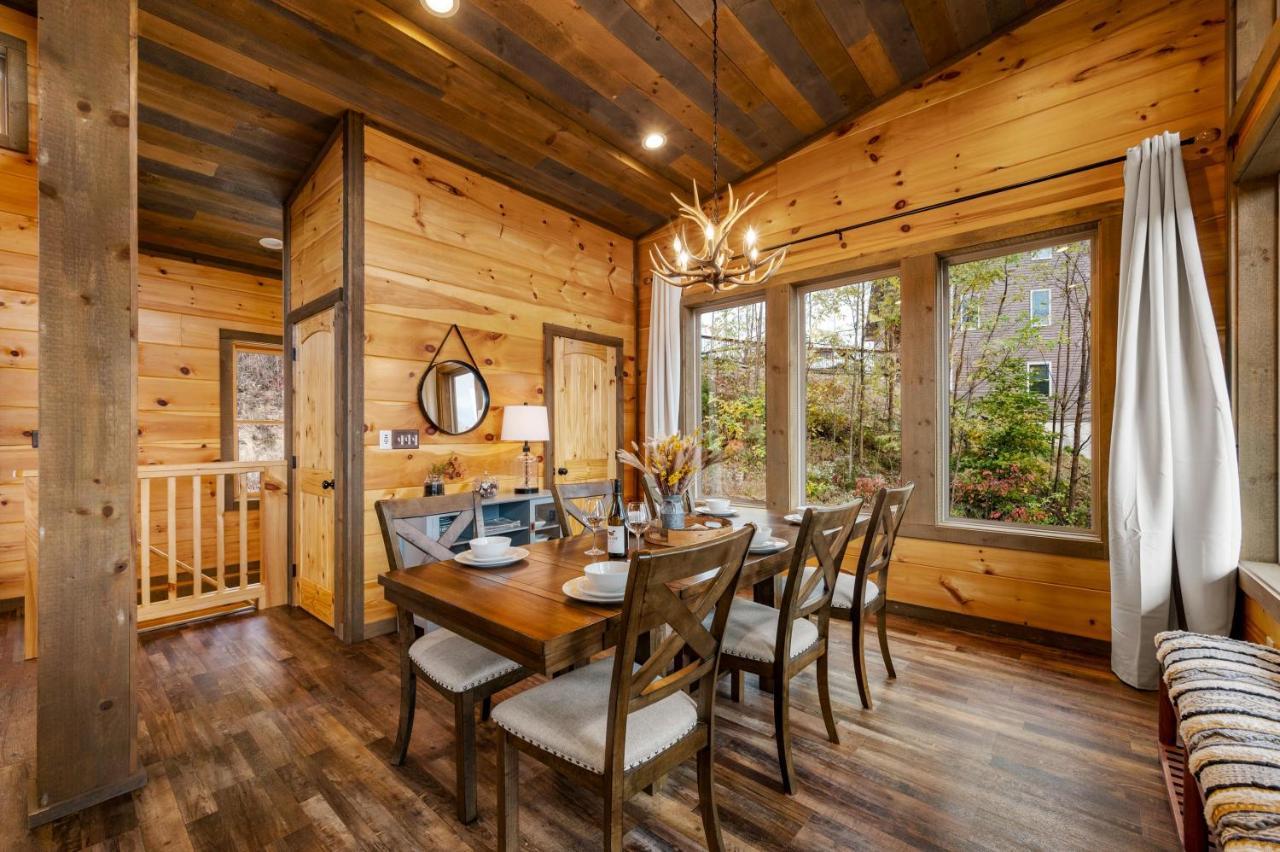 The Overlook - '21 Cabin - Gorgeous Unobstructed Views - Fire Pit Table - Gamerm - Hottub - Xbox - Lots Of Bears Gatlinburg Esterno foto